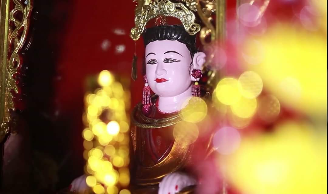 Biểu tượng ngưởi mẹ trong tục thờ mẫu ở Việt Nam Biểu tượng ngưởi mẹ trong tục thờ mẫu ở Việt Nam