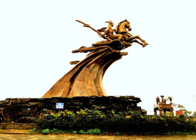 Di tich nơi thờ tự Thánh Gióng và lễ hội Gióng Di tich nơi thờ tự Thánh Gióng và lễ hội Gióng