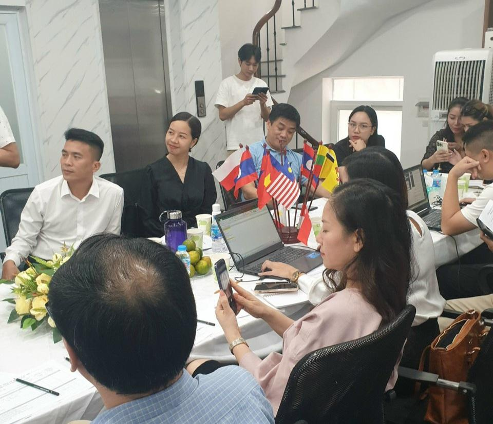 Lễ công bố Quyết định thành lập và Nhân sự Câu lạc bộ Doanh nhân Đông Lễ công bố Quyết định thành lập và Nhân sự Câu lạc bộ Doanh nhân Đông