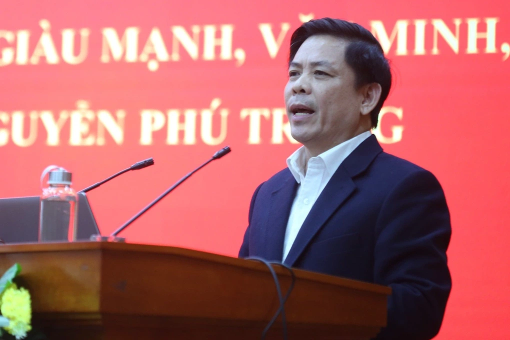 Phổ biến sách của Tổng Bí thư về ngoại giao cây tre và đại đoàn kết